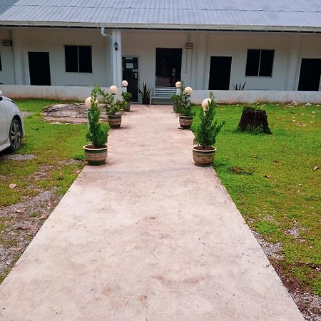 Sukau Tomanggong View Bed & Breakfast Zewnętrze zdjęcie